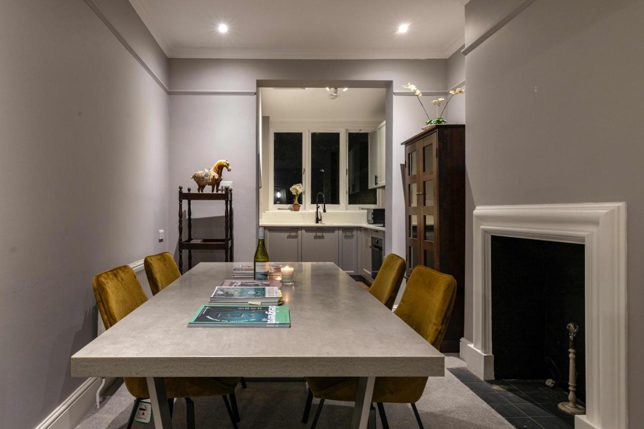 Shared Guest House 5 Mins Walk From Vauxhall And Nine Elms Station With Off-Site Parking Near Us Embassy Londres Exterior foto