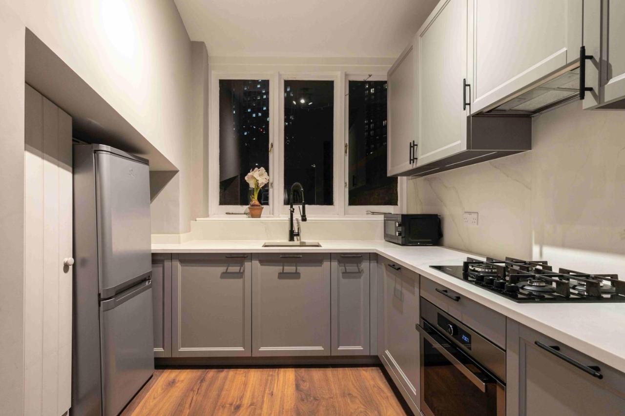 Shared Guest House 5 Mins Walk From Vauxhall And Nine Elms Station With Off-Site Parking Near Us Embassy Londres Exterior foto